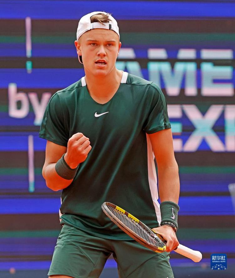 詹姆斯能否 詹姆斯能否