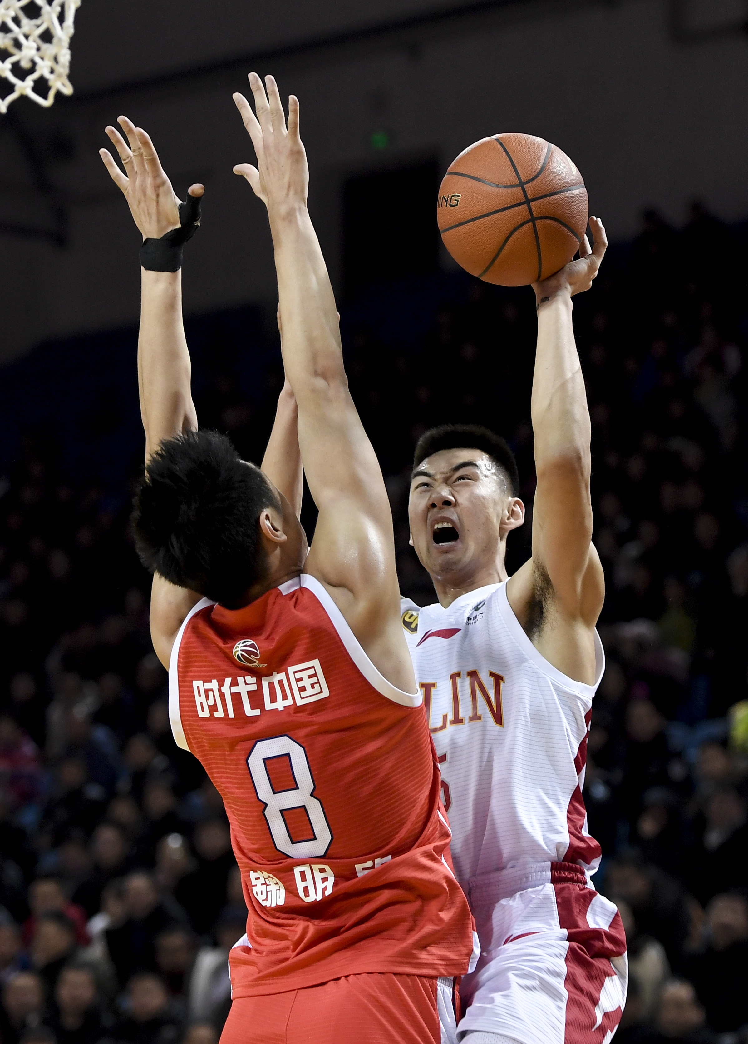 对志在争冠 对志在争冠